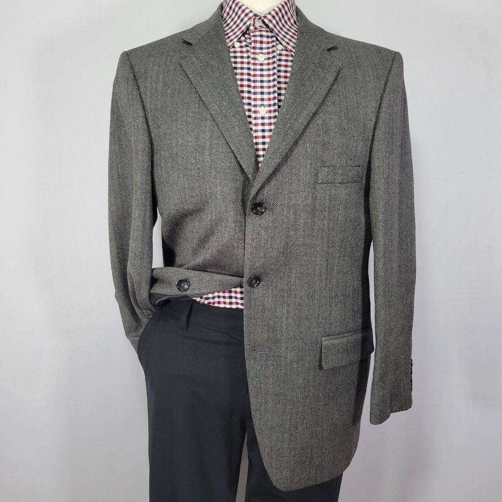 Stafford Essentials Men's Sport Coat Blazer Three Button Herringbone Wool Sz 42R